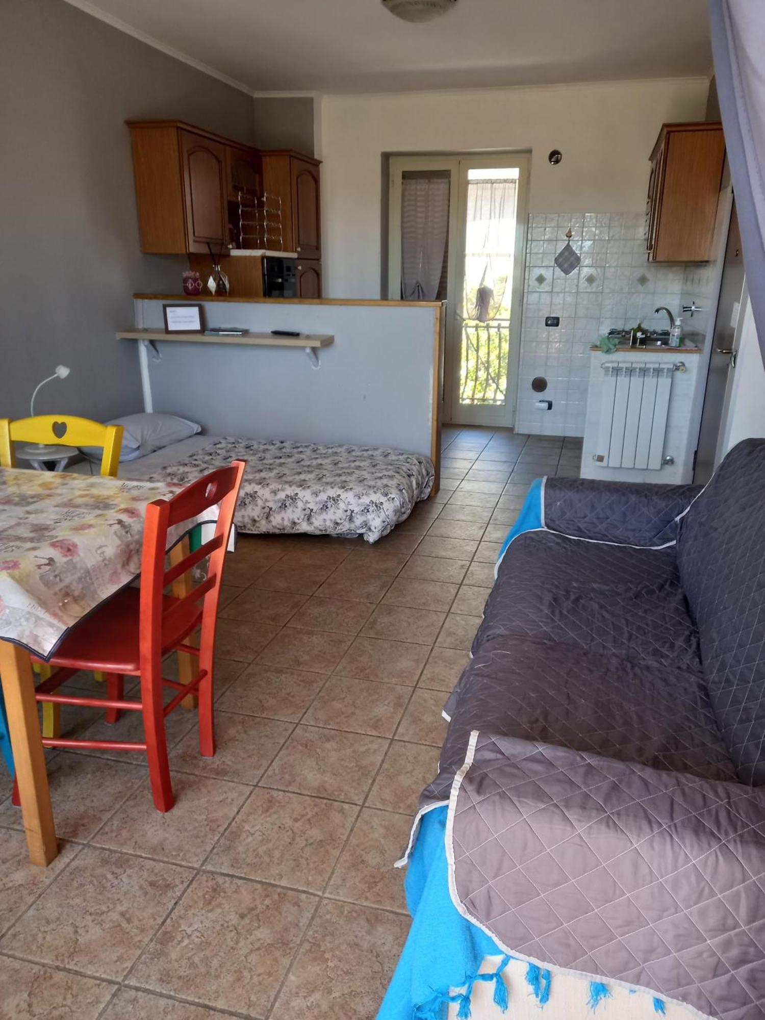A Santy'S House 1Piano-No Lift-Shuttle A Pagamento-Raggiungibile A Piedi Aeroporto-Fermata Bus Fiera Di Roma A 3 Minuti-Air Condiz Ed Extra Bed For A Fee A Pagamento Daire Fiumicino Dış mekan fotoğraf
