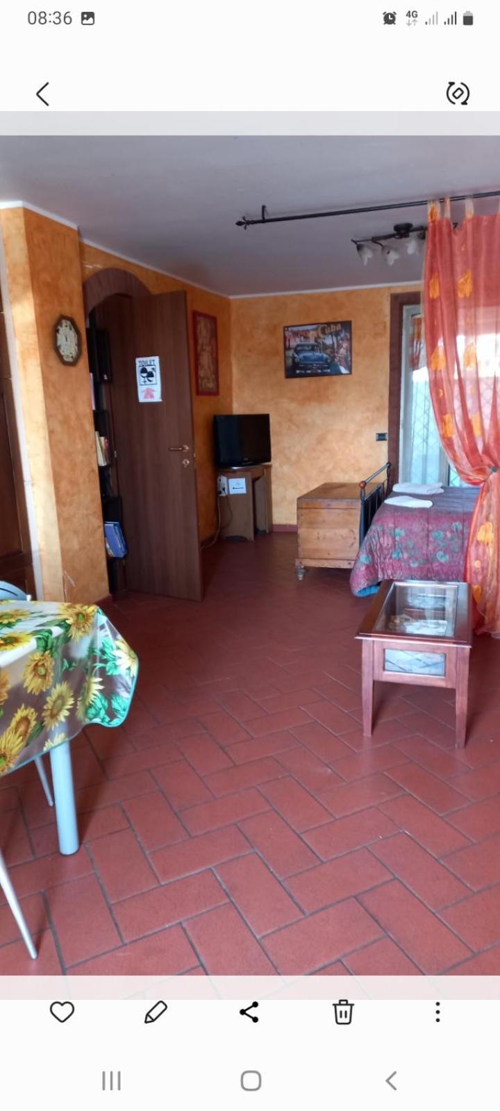 A Santy'S House 1Piano-No Lift-Shuttle A Pagamento-Raggiungibile A Piedi Aeroporto-Fermata Bus Fiera Di Roma A 3 Minuti-Air Condiz Ed Extra Bed For A Fee A Pagamento Daire Fiumicino Dış mekan fotoğraf